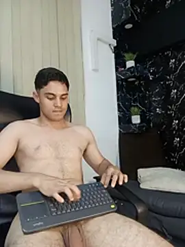 Jeremy_01 élő XXX-chatje