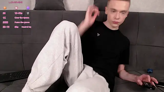 XXX chat uživo modela Christopher_Brown