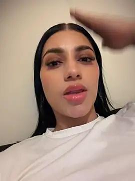Chat +18 de AlannaEvons ao vivo