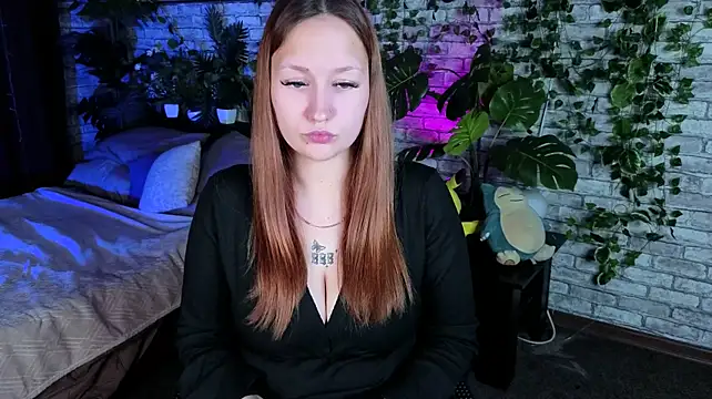 Ophelia_Vex: онлайн-секс-чат