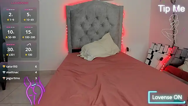 SHARONBLAKE2 live XXX chat