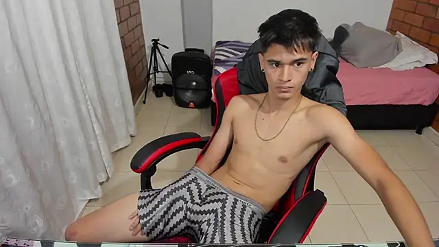 Aron_Boyy – Naživo XXX chat