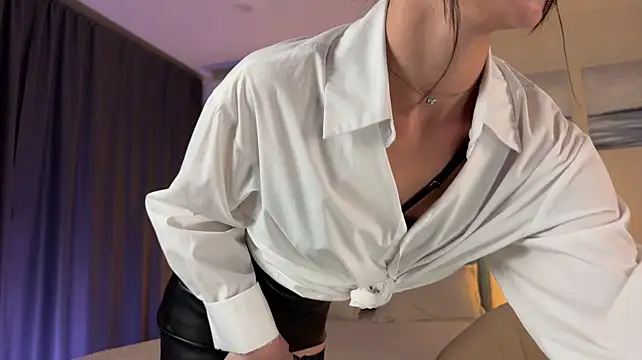 Amazing__bitch – Naživo XXX chat