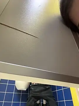 sukidaa – Naživo XXX chat