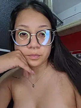 Chat XXX en directo de Candy_isita