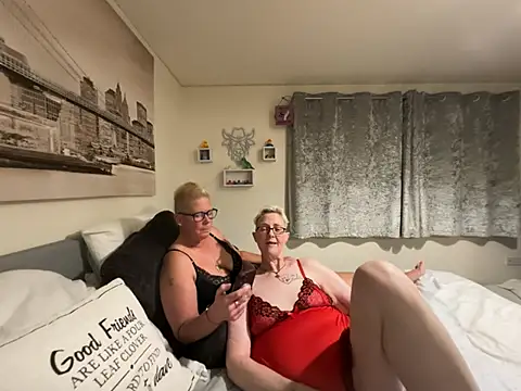 Živý XXX chat Curvy-Jinx