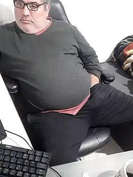 Czat XXX na żywo – 12Paradarte