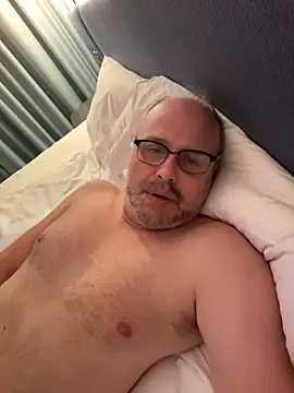 XXX chat uživo modela andyjxx