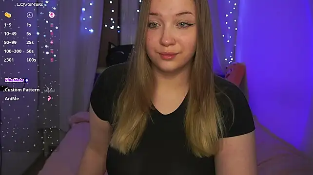 CuteSharloti: онлайн-секс-чат