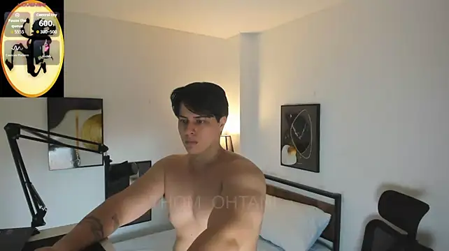 Thom_Ohtani: онлайн-секс-чат