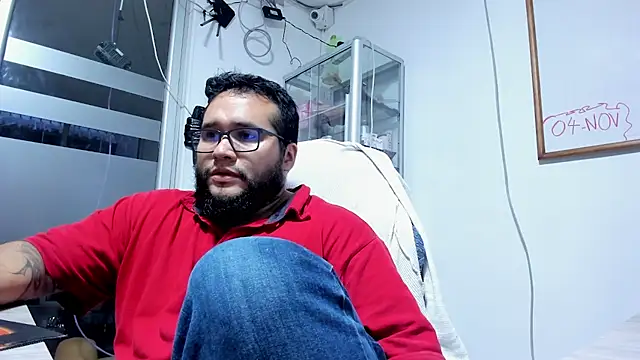 צ'אט XXX בשידור חי של VINCEDMAGLIOO