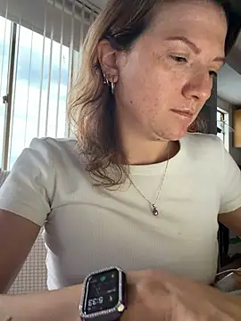 Cherryxx XXX чат на живо