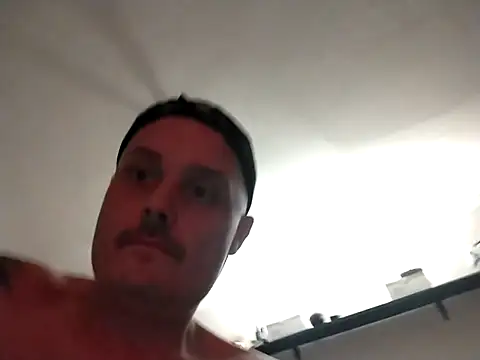 2hornyguyz's Live XXX Chat