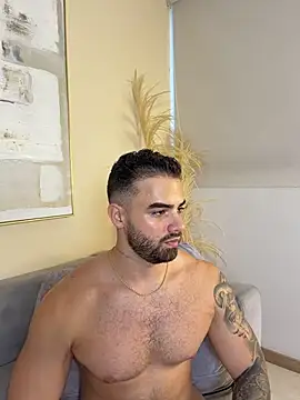 Chat XXX en directo de PaulPhoenix_