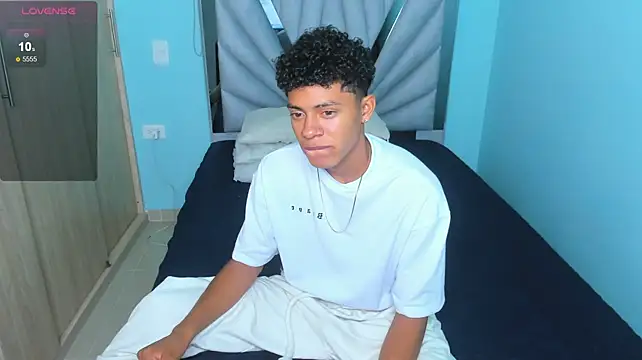 Živý XXX chat Taley_Carter