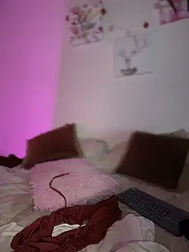 Arianna_Moore 现场XXX聊天