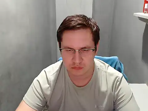 Chat +18 de Max_Marlinn ao vivo