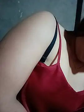 Sara_pusy 现场XXX聊天