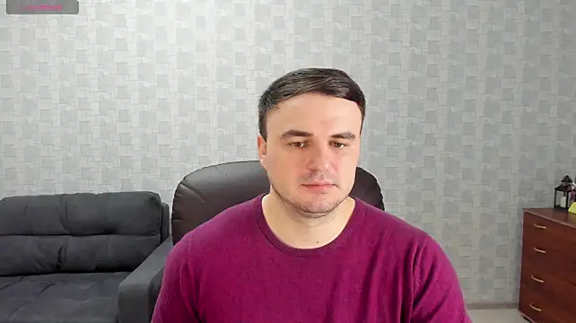 Bruce_Wayne9 Adlı Modelin Canlı XXX Sohbeti