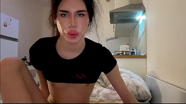 KarolineFoxy's Live XXX Chat