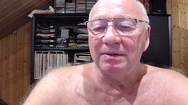 XXX chat uživo modela biggandybig