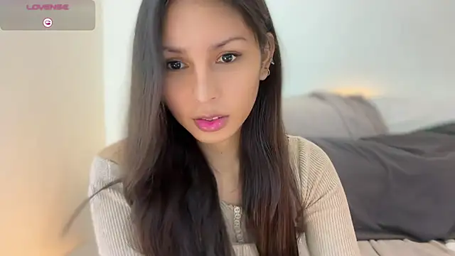 _cumonu69_ Chat XXX in diretta