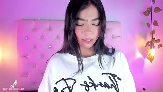 GabrielaSuarez_'s Live XXX Chat