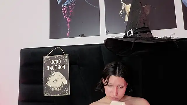 AngelFlexxx: вебкам-шоу