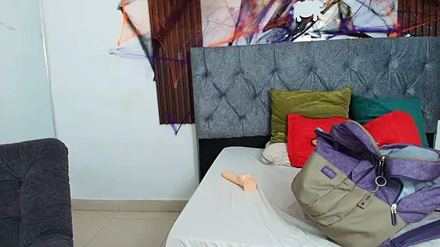 samanthaluxe__ Adlı Modelin Canlı XXX Sohbeti