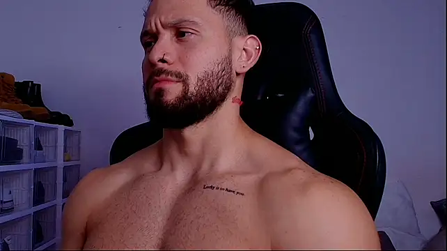 andrewcorey1's Live XXX Chat