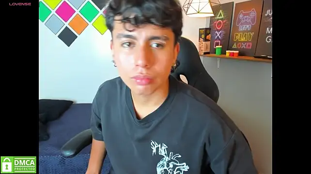 Jonnie-rodriguez's Live XXX Chat