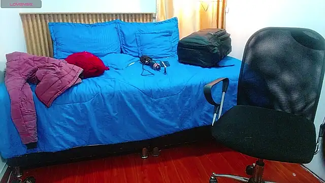 Nari_ – Naživo XXX chat