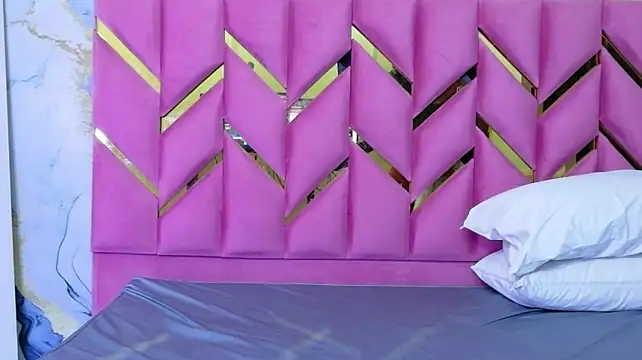MySugarmoomy XXX чат на живо