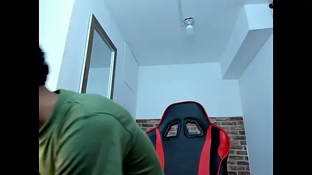 WIZARD-ALESSANDRO – Naživo XXX chat