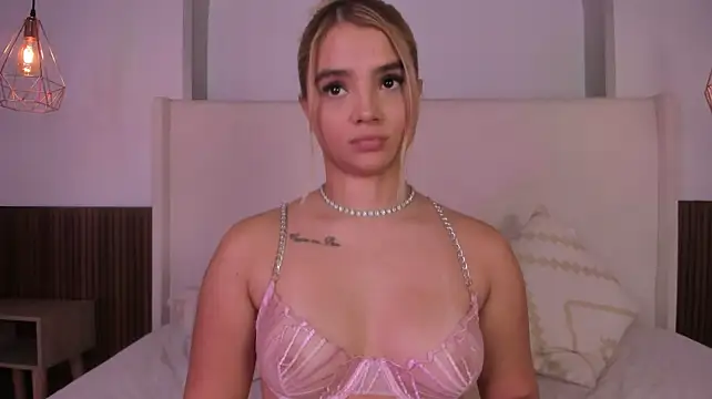 Sofi_glow's Live XXX Chat