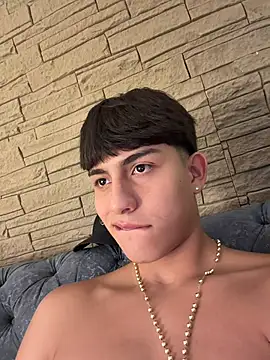 Lander_Cruz Chat XXX live