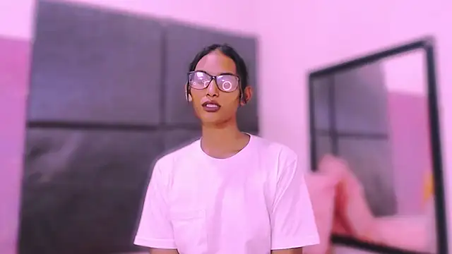 IndianAria – Naživo XXX chat