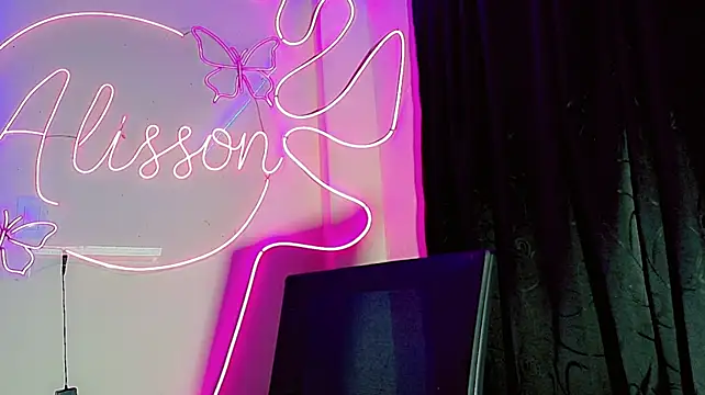 Fernanda_s_ Live XXX-chat