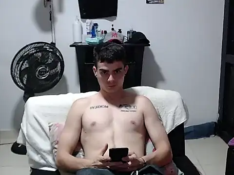 Zac_Efront Chat XXX live