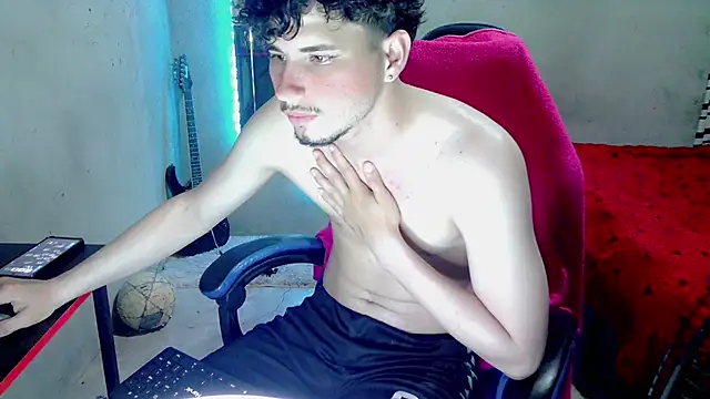 Atom_Hot 现场XXX聊天