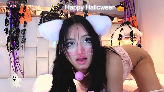 Sharlott_Luxe 即時 XXX 聊天