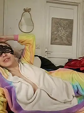 Živý XXX chat PearMaki