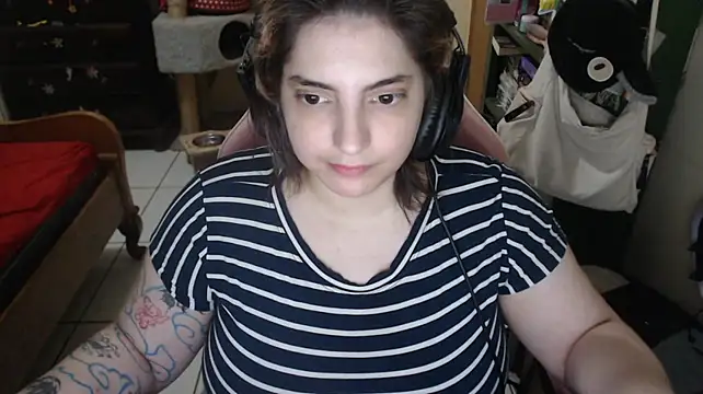 Chat XXX ao vivo de VictoriaSaintes