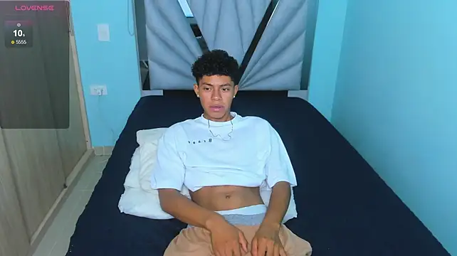 XXX chat uživo modela Taley_Carter