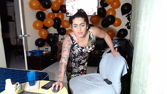 Sashaferrari2000 – Naživo XXX chat