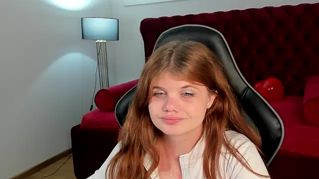 ChloeHalses – Naživo XXX chat
