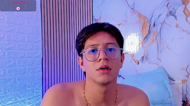 VickBennet Live XXX-chat