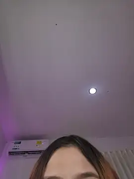 LuciaLaurent – Naživo XXX chat