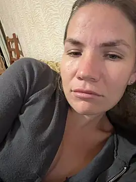 Mia_Case – Naživo XXX chat