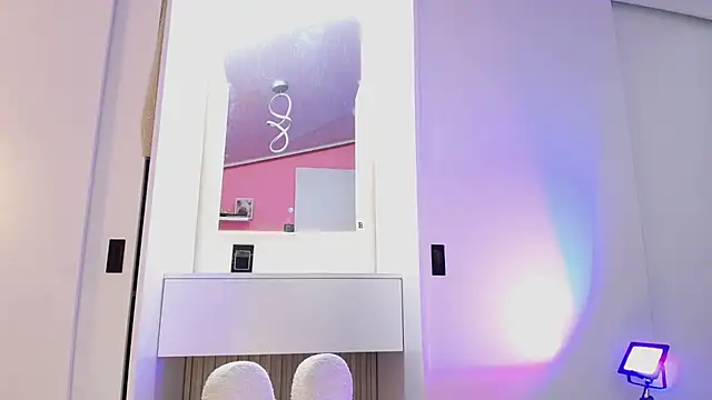 NaomiAmazing01 – Naživo XXX chat
